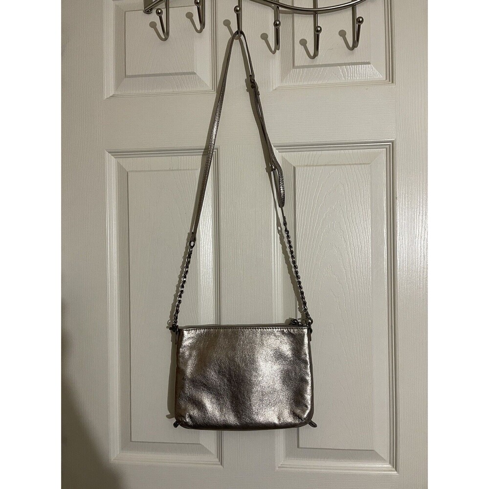 The Sak Crossbody Purse. Metallic Copper Color. 2 Front Zippers. Top Zip - Picture 14 of 14